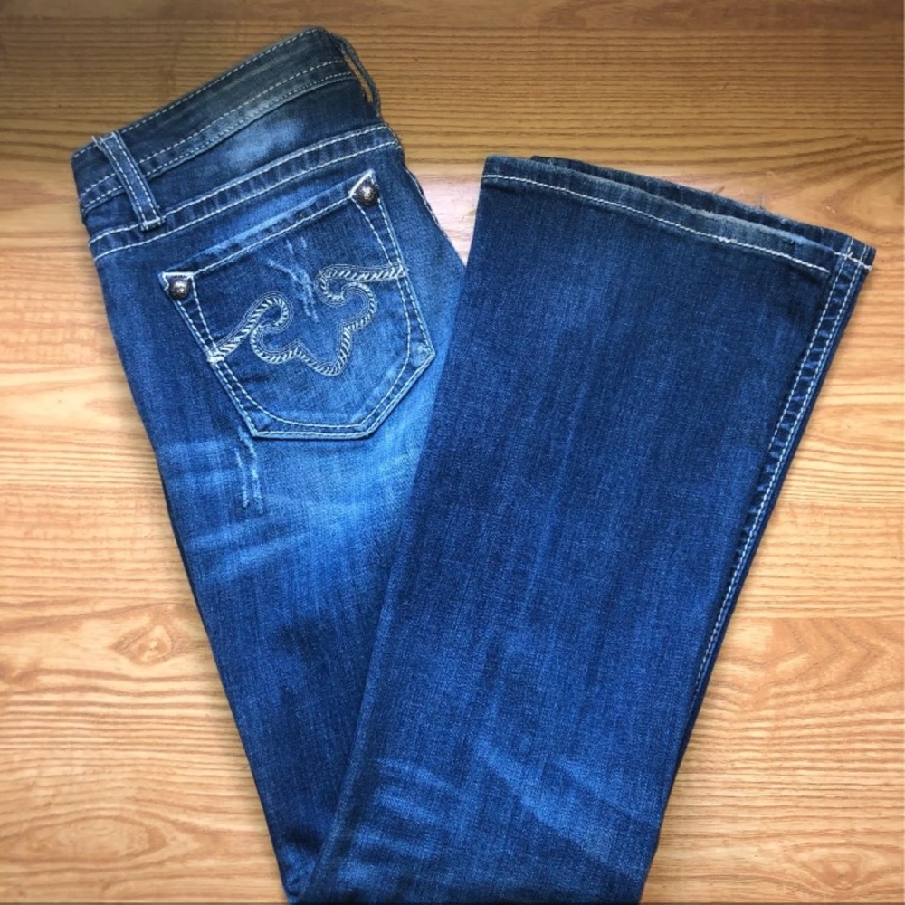 Boot cut jeans